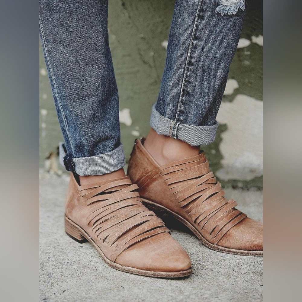 Free People Lost Valley Pointy Strappy Ankle Booties Lavorazione Artigiana